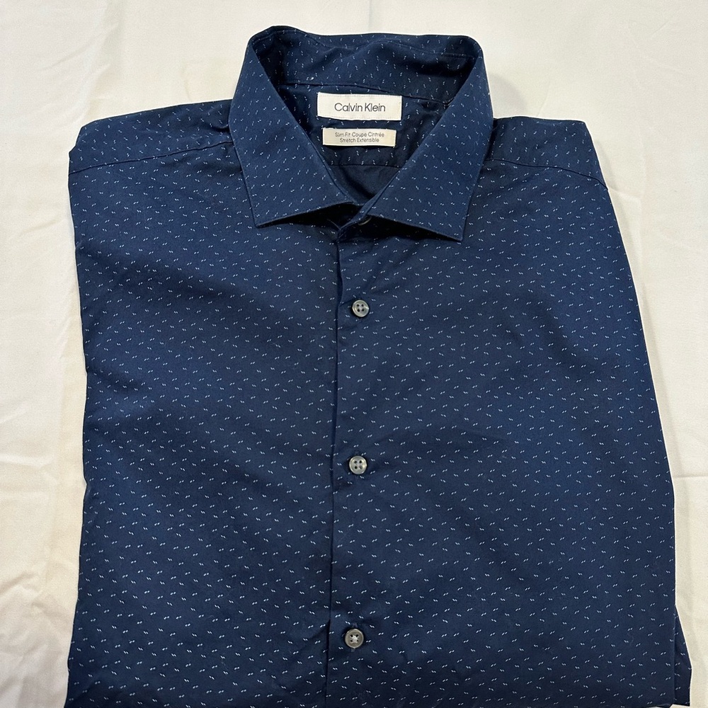 Calvin Klein dress shirt - Picture 1 of 2